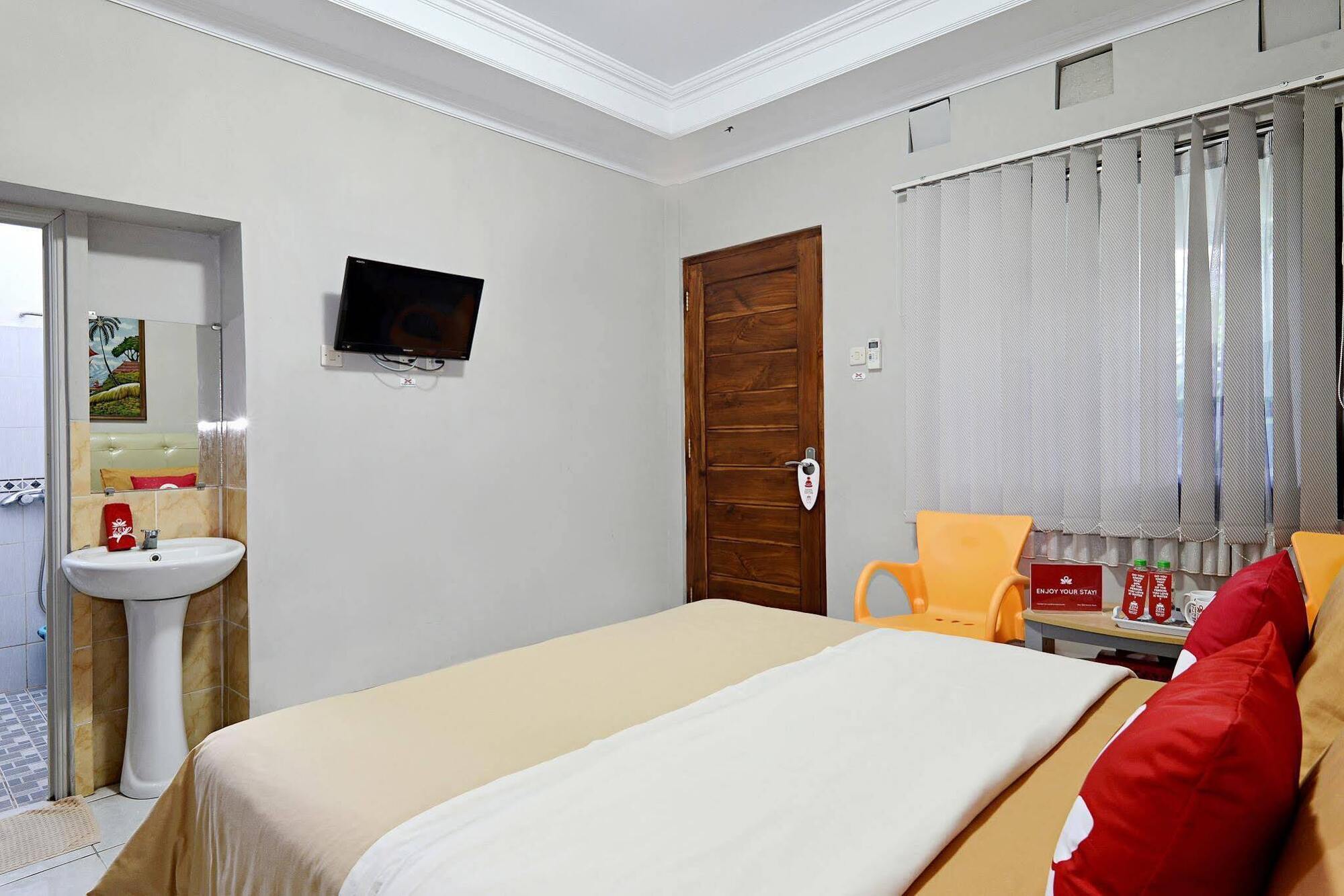 Zen Rooms Sabana Urip Sumoharjo Yogyakarta Esterno foto