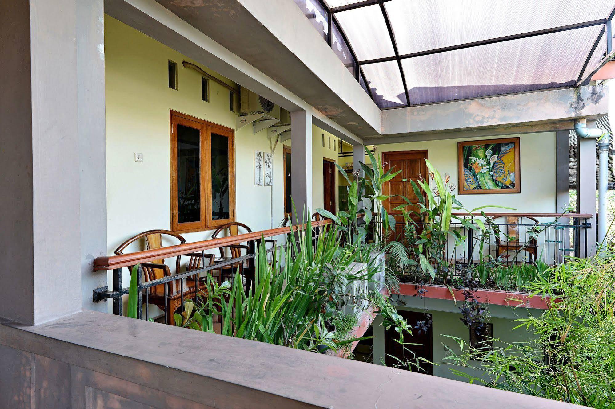 Zen Rooms Sabana Urip Sumoharjo Yogyakarta Esterno foto